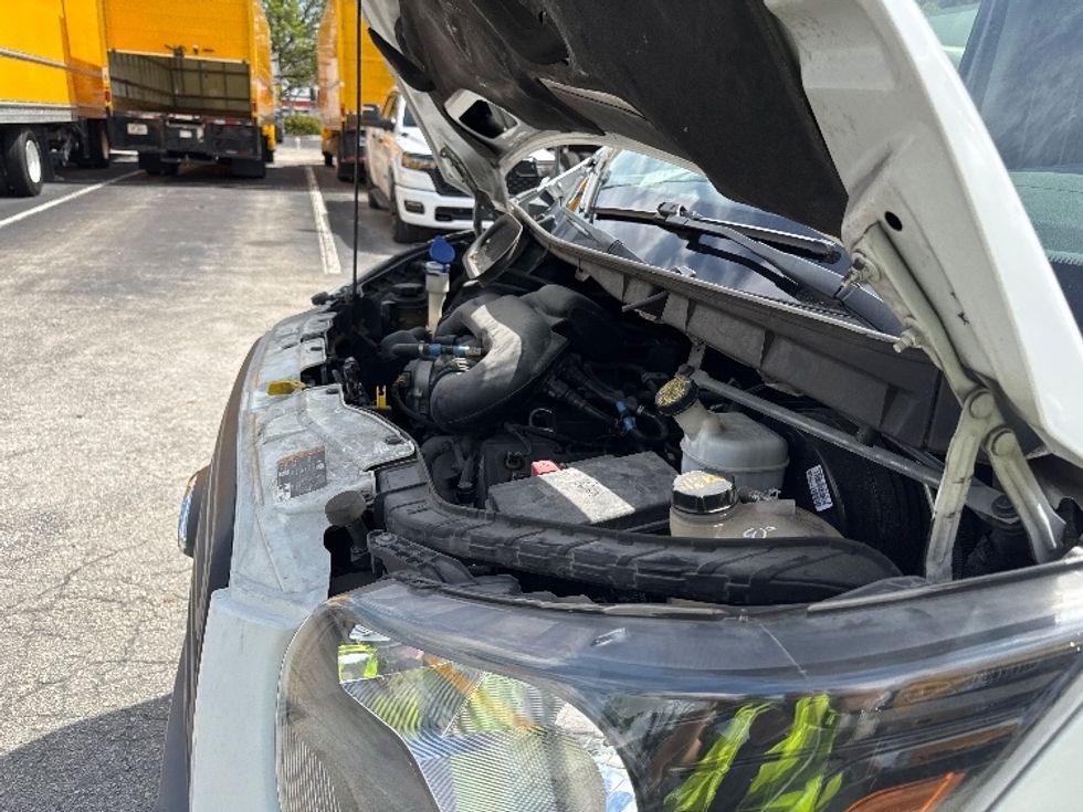 Cargo Van (Panel Van)-Light and Medium Duty Trucks-Ford-2018-Transit 350-Medley-FL-56,997\n\t\tmiles-$ 32,750 - Image 24