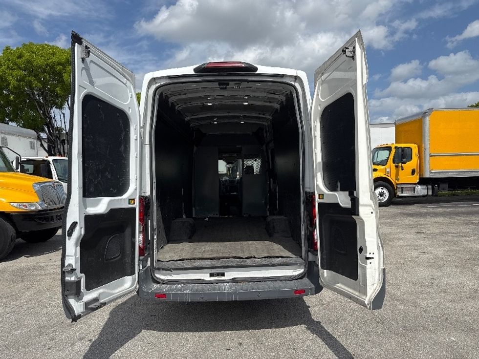 Cargo Van (Panel Van)-Light and Medium Duty Trucks-Ford-2018-Transit 350-Medley-FL-56,997\n\t\tmiles-$ 32,750 - Image 8