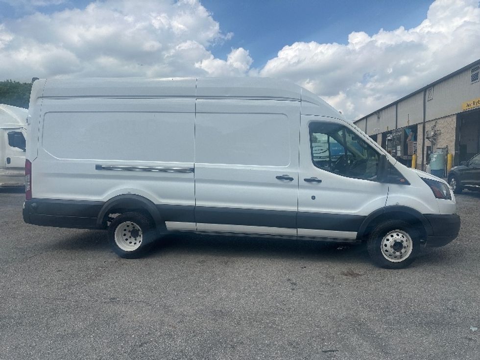 Cargo Van (Panel Van)-Light and Medium Duty Trucks-Ford-2018-Transit 350-Medley-FL-78,824\n\t\tmiles-$ 32,750 - Image 14