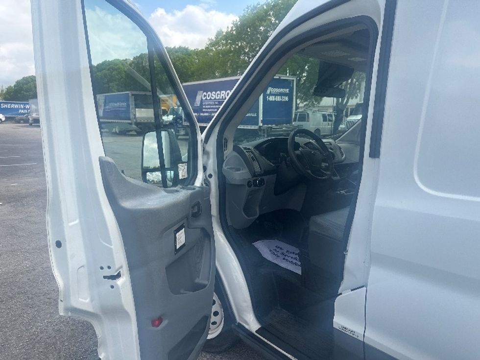 Cargo Van (Panel Van)-Light and Medium Duty Trucks-Ford-2018-Transit 350-Medley-FL-78,824\n\t\tmiles-$ 32,750 - Image 15