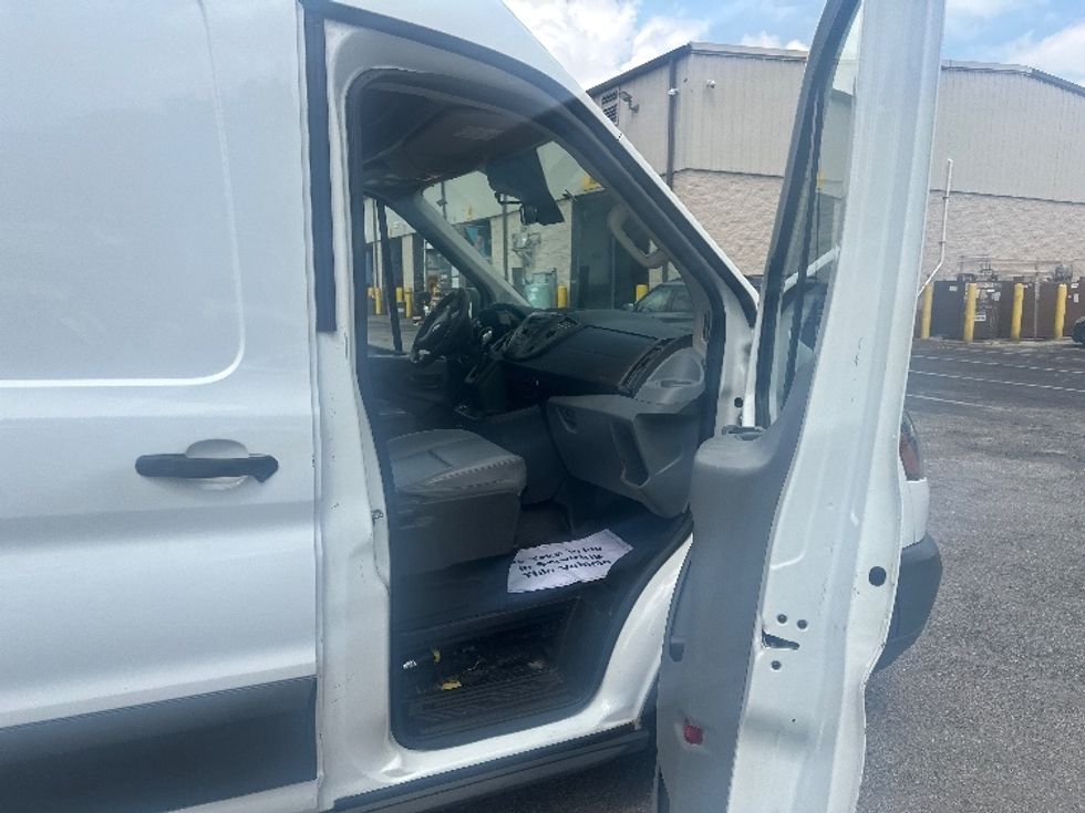 Cargo Van (Panel Van)-Light and Medium Duty Trucks-Ford-2018-Transit 350-Medley-FL-78,824\n\t\tmiles-$ 32,750 - Image 19