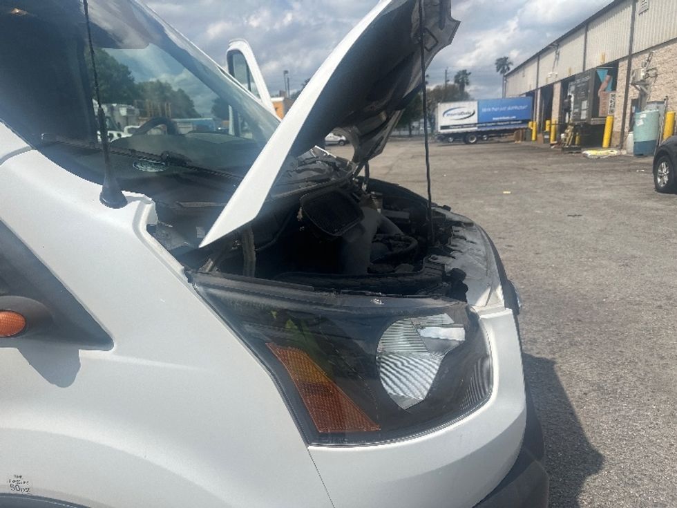 Cargo Van (Panel Van)-Light and Medium Duty Trucks-Ford-2018-Transit 350-Medley-FL-78,824\n\t\tmiles-$ 32,750 - Image 22