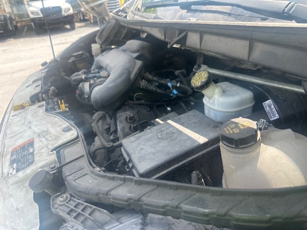 Cargo Van (Panel Van)-Light and Medium Duty Trucks-Ford-2018-Transit 350-Medley-FL-78,824\n\t\tmiles-$ 32,750 - Image 23