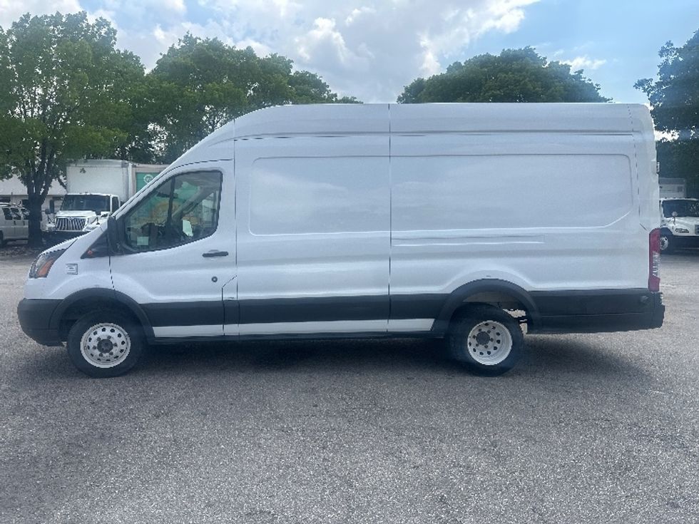 Cargo Van (Panel Van)-Light and Medium Duty Trucks-Ford-2018-Transit 350-Medley-FL-78,824\n\t\tmiles-$ 32,750 - Image 4