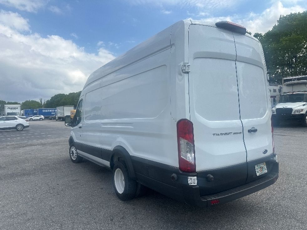 Cargo Van (Panel Van)-Light and Medium Duty Trucks-Ford-2018-Transit 350-Medley-FL-78,824\n\t\tmiles-$ 32,750 - Image 6
