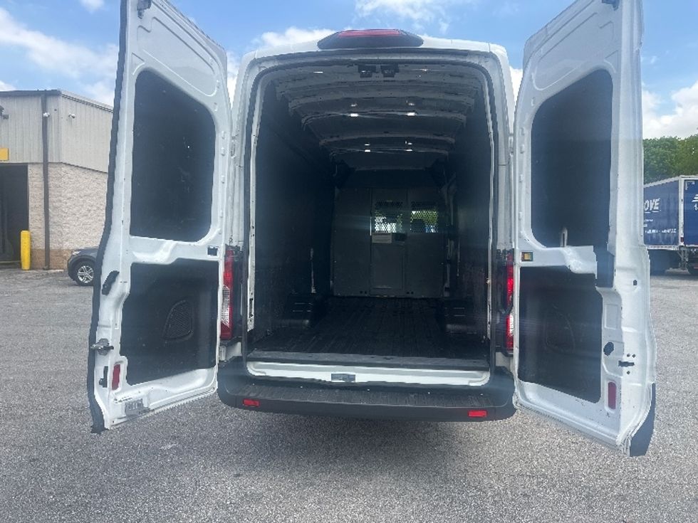Cargo Van (Panel Van)-Light and Medium Duty Trucks-Ford-2018-Transit 350-Medley-FL-78,824\n\t\tmiles-$ 32,750 - Image 8