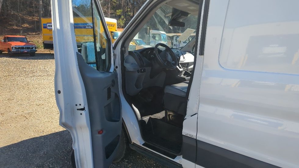 Cargo Van (Panel Van)-Light and Medium Duty Trucks-Ford-2018-Transit 350-Suwanee-GA-111,915\n\t\tmiles-$ 29,000 - Image 19