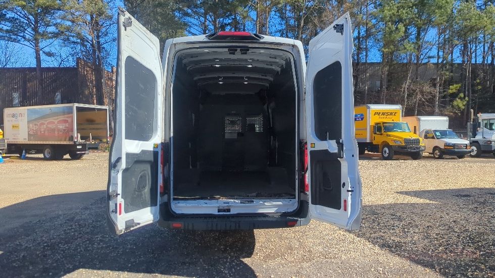 Cargo Van (Panel Van)-Light and Medium Duty Trucks-Ford-2018-Transit 350-Suwanee-GA-111,915\n\t\tmiles-$ 29,000 - Image 7