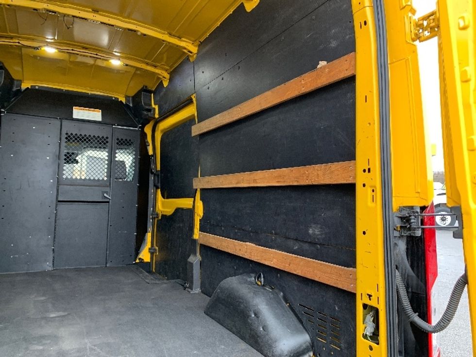Cargo Van (Panel Van)-Light and Medium Duty Trucks-Ford-2019-Transit 250-Alabaster-AL-157,662\n\t\tmiles-$ 25,500 - Image 11