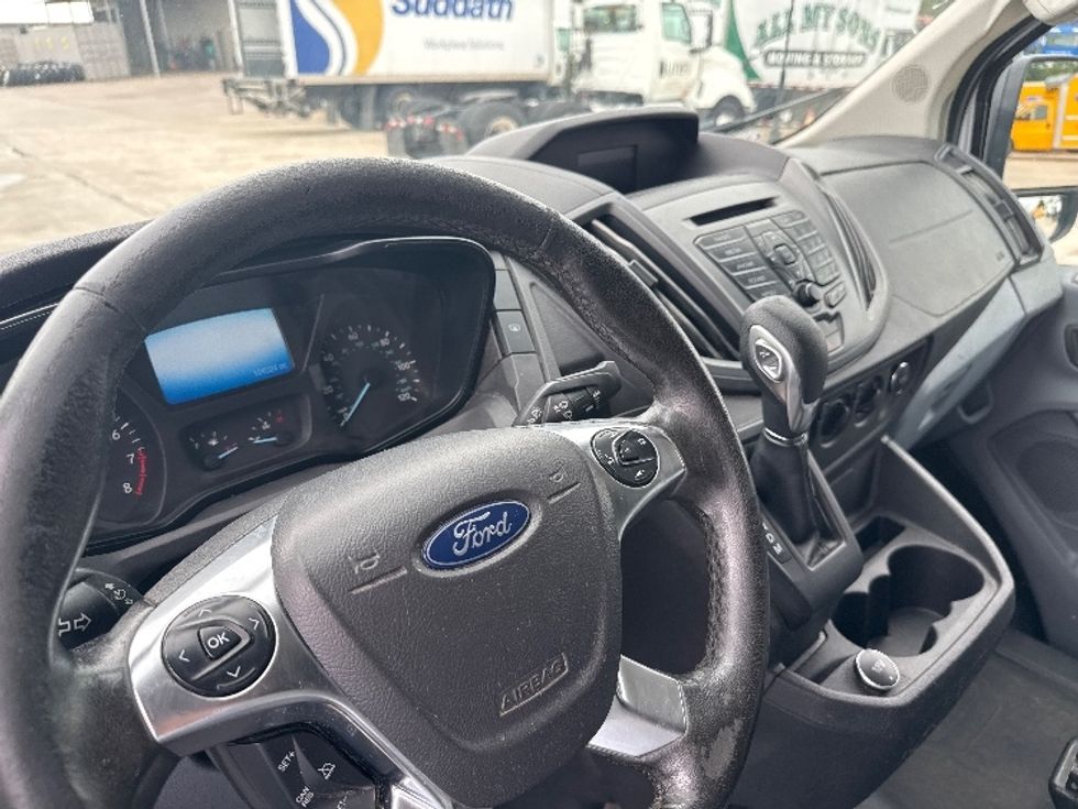 2019 Ford Transit photo 13
