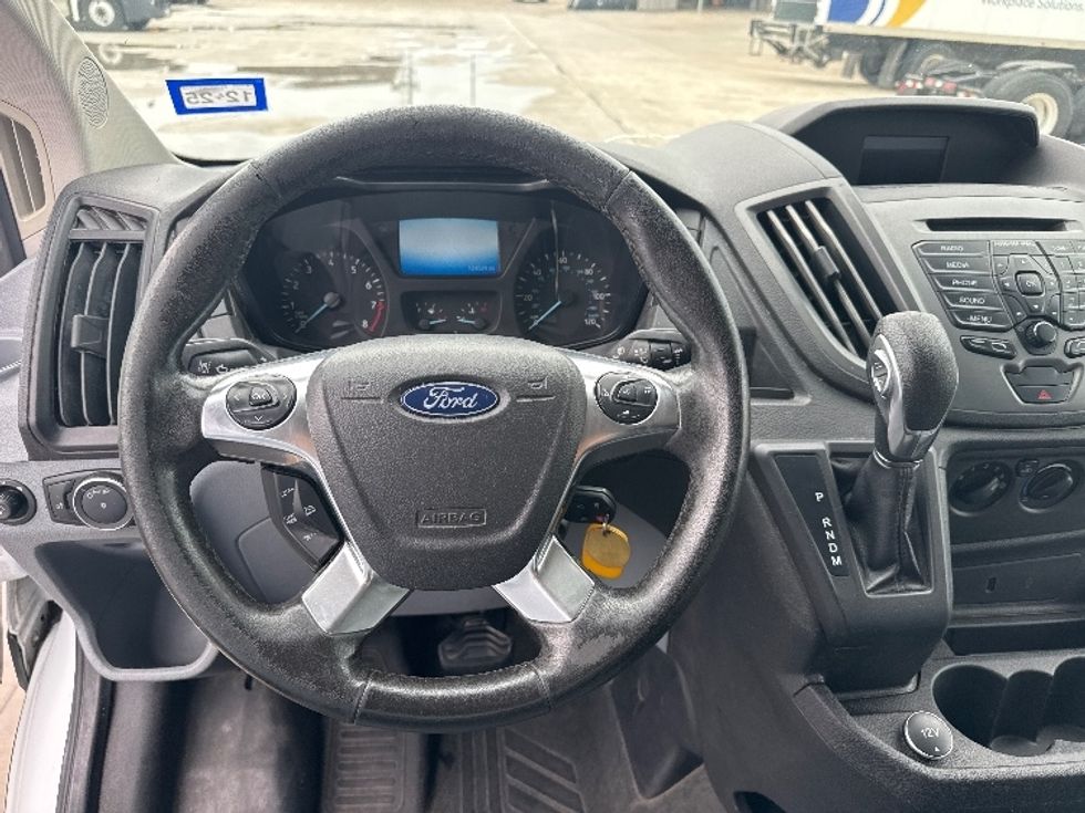 2019 Ford Transit photo 14