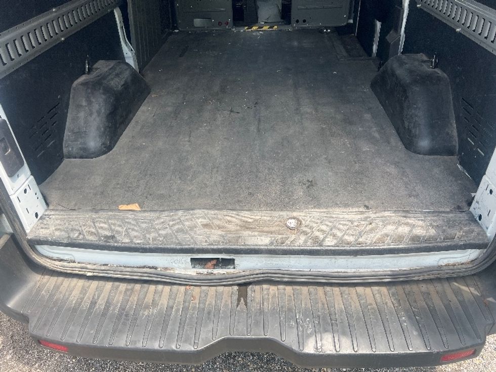 Cargo Van (Panel Van)-Light and Medium Duty Trucks-Ford-2019-Transit 250-Baltimore-MD-106,113\n\t\tmiles-$ 22,000 - Image 9