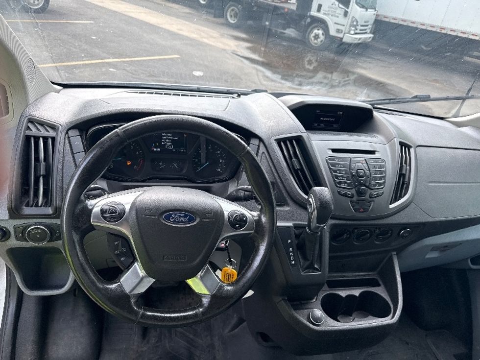 Cargo Van (Panel Van)-Light and Medium Duty Trucks-Ford-2019-Transit 250-Baltimore-MD-113,710\n\t\tmiles-$ 21,250 - Image 18