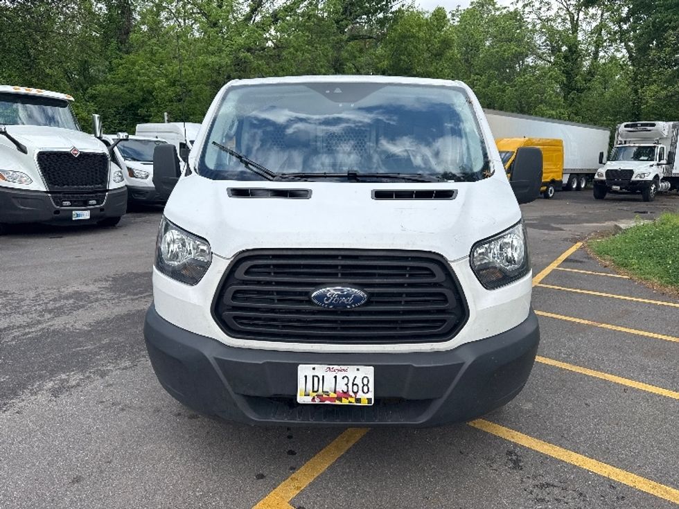 2019 Ford Transit photo 2