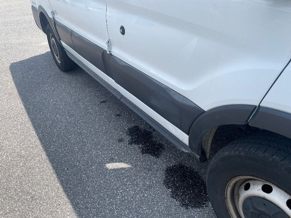 Cargo Van (Panel Van)-Light and Medium Duty Trucks-Ford-2019-Transit 250-Baltimore-MD-120,030\n\t\tmiles-$ 21,750 - Image 13