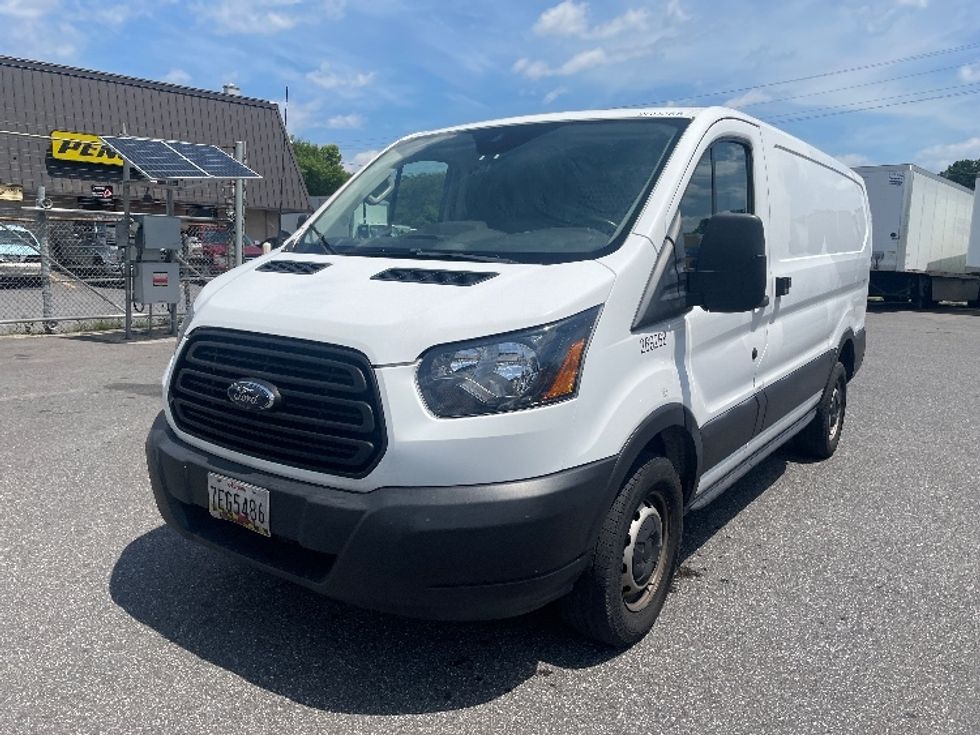 2019 Ford Transit photo 2