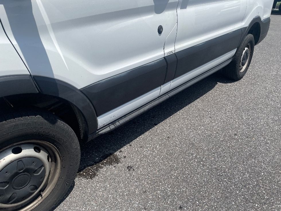2019 Ford Transit photo 4