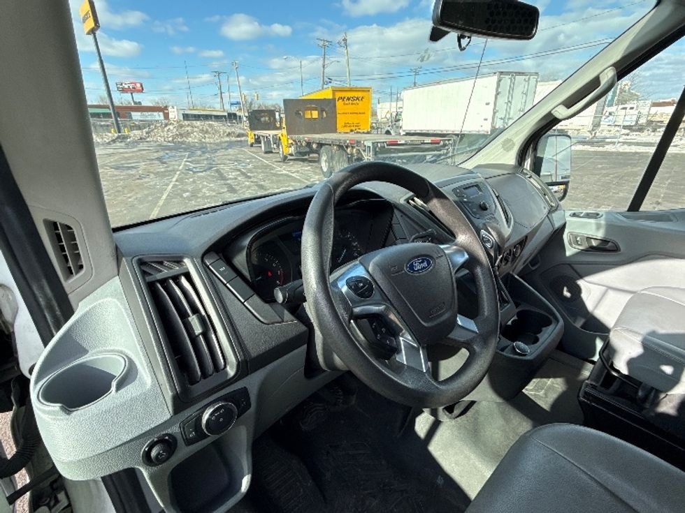 Cargo Van (Panel Van)-Light and Medium Duty Trucks-Ford-2019-Transit 250-Baltimore-MD-66,810\n\t\tmiles-$ 36,500 - Image 14