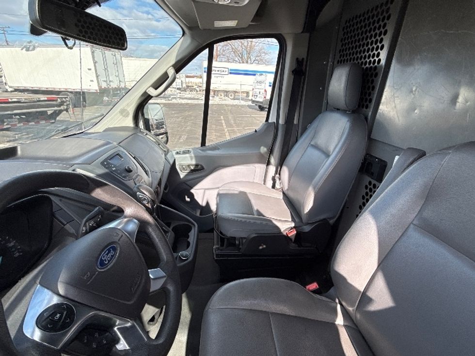 Cargo Van (Panel Van)-Light and Medium Duty Trucks-Ford-2019-Transit 250-Baltimore-MD-66,810\n\t\tmiles-$ 36,500 - Image 16