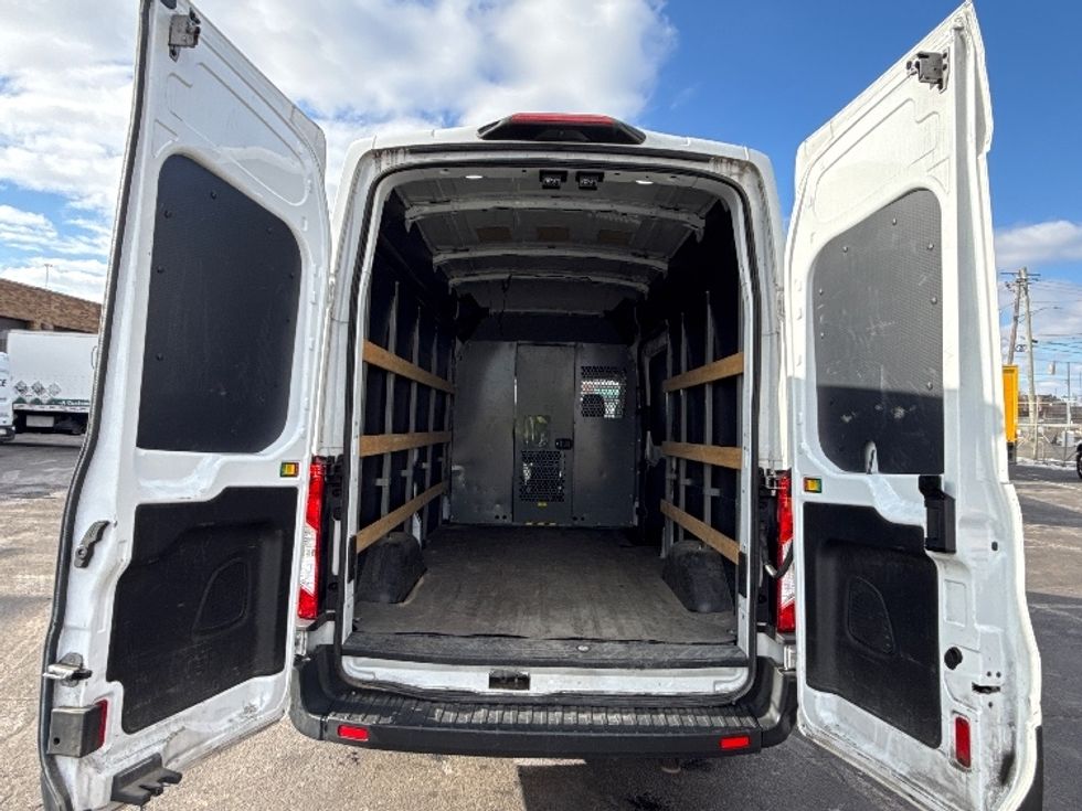 Cargo Van (Panel Van)-Light and Medium Duty Trucks-Ford-2019-Transit 250-Baltimore-MD-66,810\n\t\tmiles-$ 36,500 - Image 7