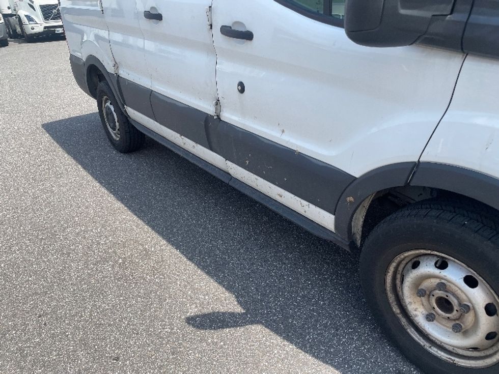 Cargo Van (Panel Van)-Light and Medium Duty Trucks-Ford-2019-Transit 250-Baltimore-MD-93,221\n\t\tmiles-$ 23,000 - Image 14