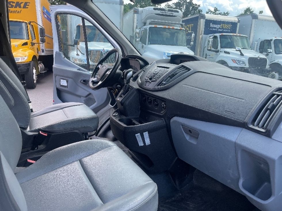 Cargo Van (Panel Van)-Light and Medium Duty Trucks-Ford-2019-Transit 250-Baltimore-MD-93,221\n\t\tmiles-$ 23,000 - Image 22
