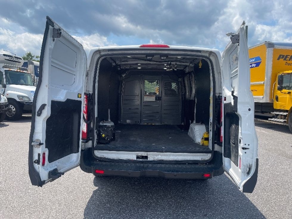 Cargo Van (Panel Van)-Light and Medium Duty Trucks-Ford-2019-Transit 250-Baltimore-MD-93,221\n\t\tmiles-$ 23,000 - Image 9