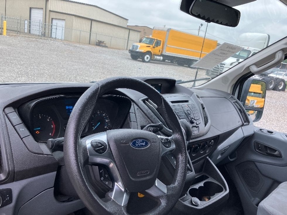 Cargo Van (Panel Van)-Light and Medium Duty Trucks-Ford-2019-Transit 250-Birmingham-AL-200,856\n\t\tmiles-$ 14,750 - Image 17