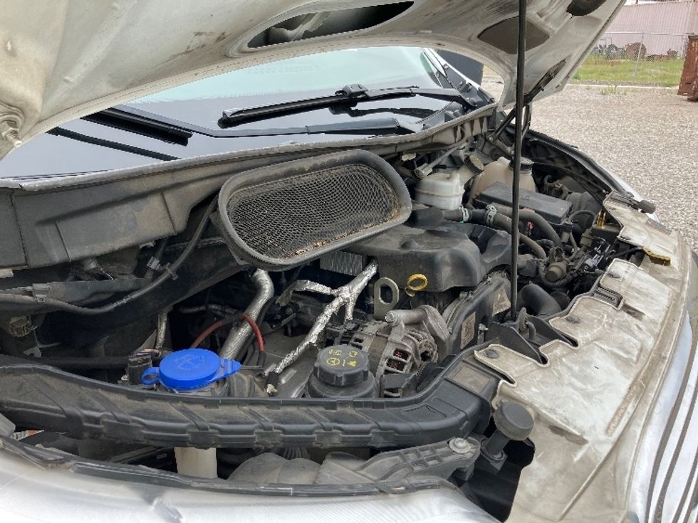 Cargo Van (Panel Van)-Light and Medium Duty Trucks-Ford-2019-Transit 250-Birmingham-AL-200,856\n\t\tmiles-$ 14,750 - Image 23