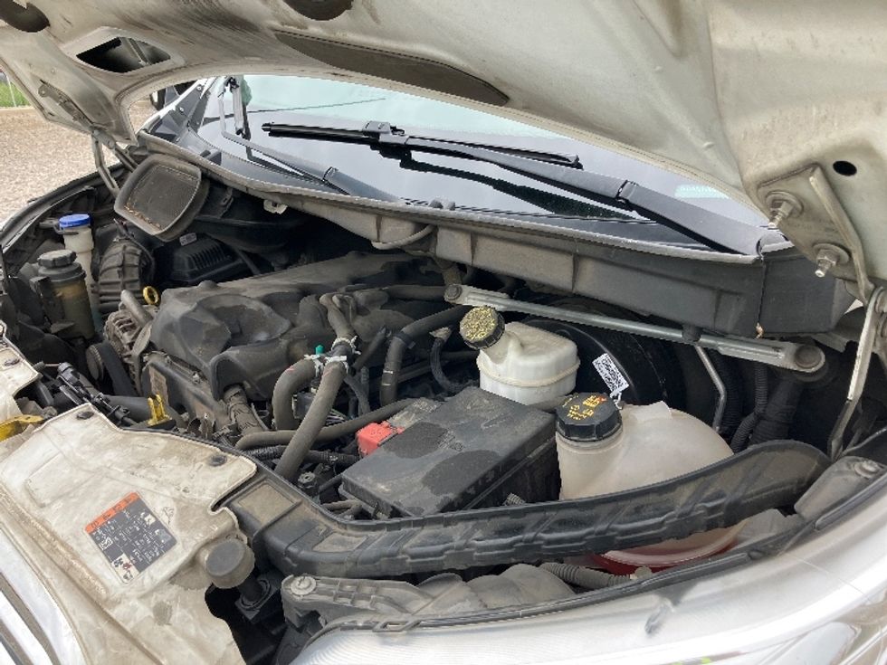 Cargo Van (Panel Van)-Light and Medium Duty Trucks-Ford-2019-Transit 250-Birmingham-AL-200,856\n\t\tmiles-$ 14,750 - Image 24