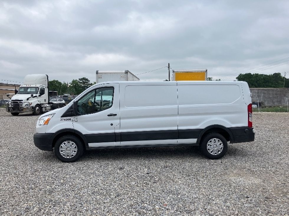 2019 Ford Transit photo 4