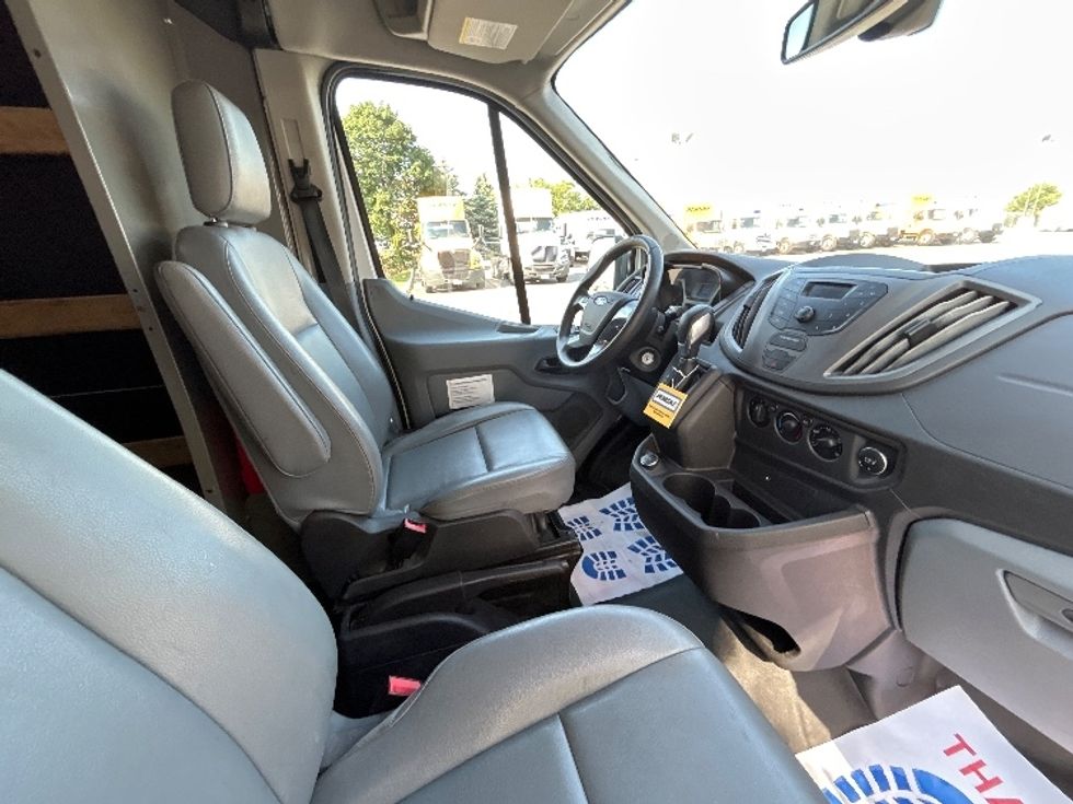 2019 Ford Transit photo 14