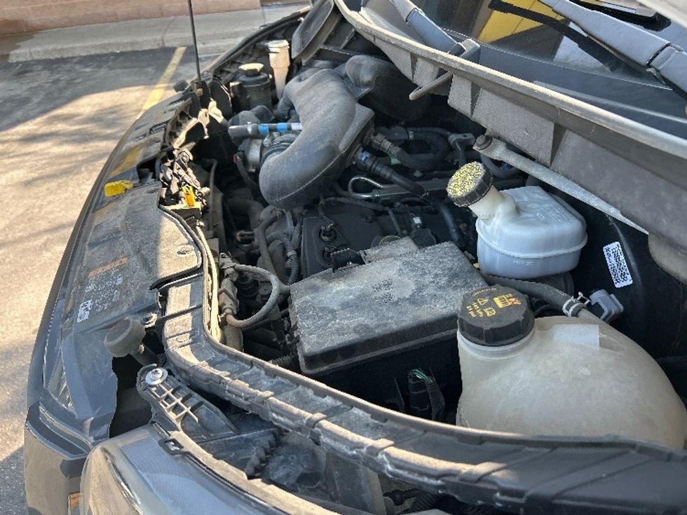 Cargo Van (Panel Van)-Light and Medium Duty Trucks-Ford-2019-Transit 250-Brampton-ON-121,739\n\t\tkm-$ 43,750 - Image 21