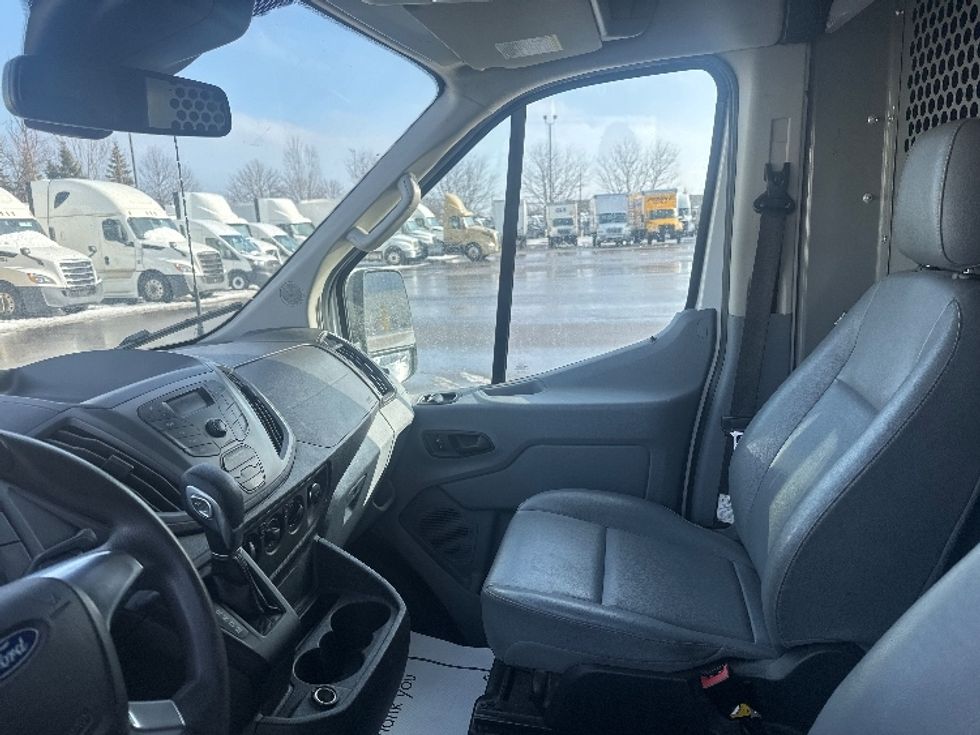 Cargo Van (Panel Van)-Light and Medium Duty Trucks-Ford-2019-Transit 250-Brampton-ON-149,934\n\t\tkm-$ 43,500 - Image 19