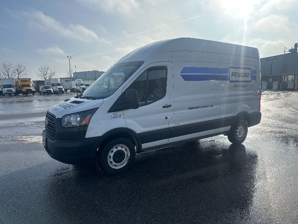 Cargo Van (Panel Van)-Light and Medium Duty Trucks-Ford-2019-Transit 250-Brampton-ON-149,934\n\t\tkm-$ 43,500 - Image 3