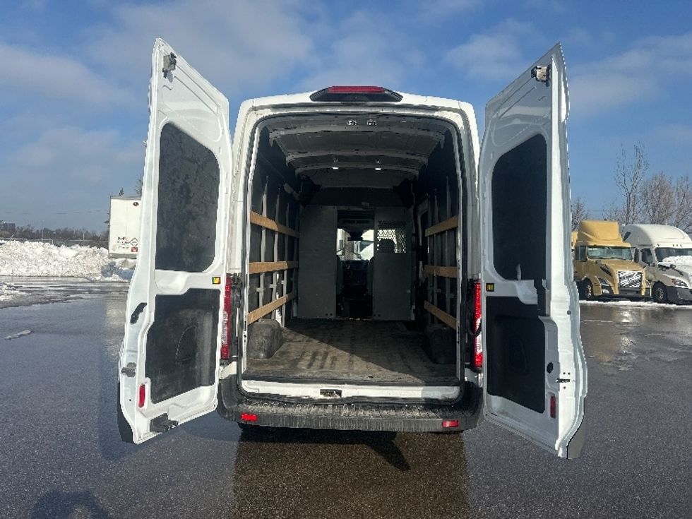 Cargo Van (Panel Van)-Light and Medium Duty Trucks-Ford-2019-Transit 250-Brampton-ON-149,934\n\t\tkm-$ 43,500 - Image 8
