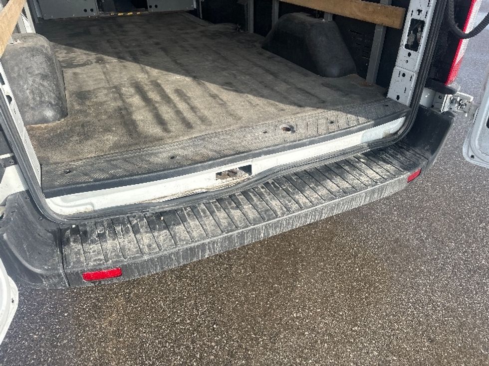 Cargo Van (Panel Van)-Light and Medium Duty Trucks-Ford-2019-Transit 250-Brampton-ON-149,934\n\t\tkm-$ 43,500 - Image 9