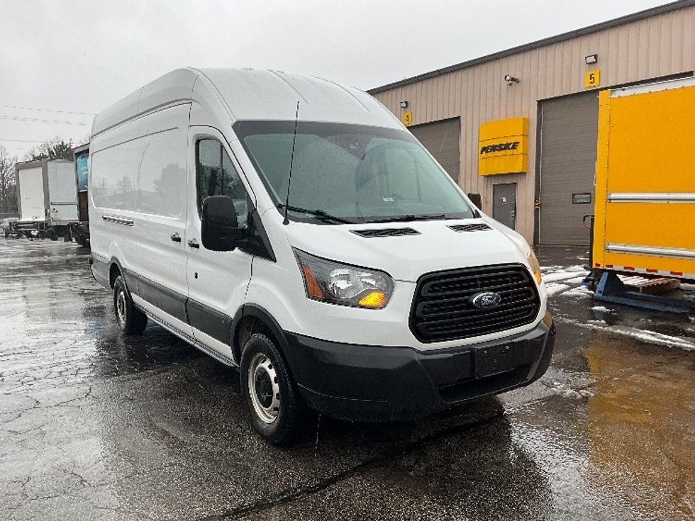 Cargo Van (Panel Van)-Light and Medium Duty Trucks-Ford-2019-Transit 250-Cambridge-ON-132,072\n\t\tkm-$ 38,500 - Image 1
