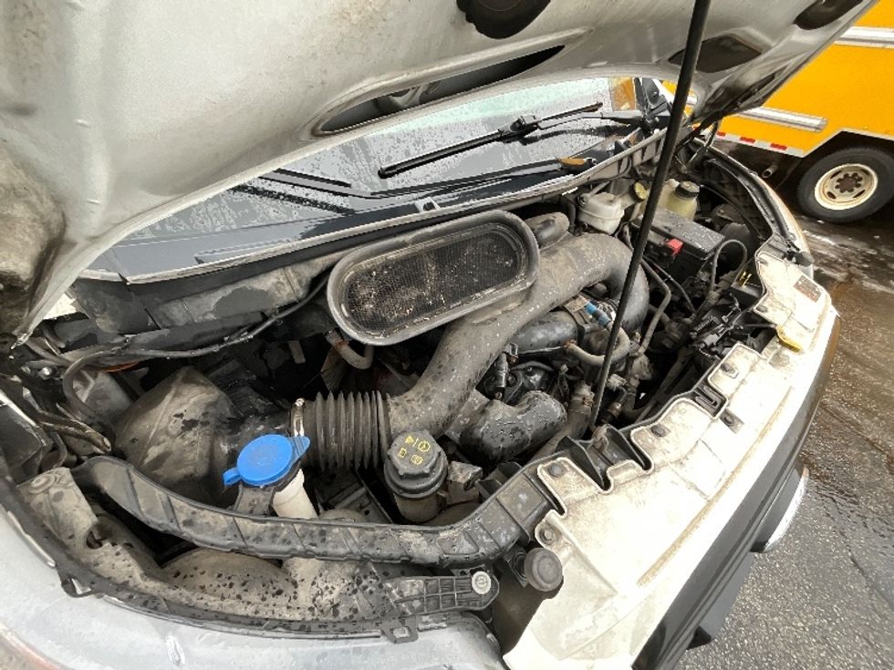 Cargo Van (Panel Van)-Light and Medium Duty Trucks-Ford-2019-Transit 250-Cambridge-ON-132,072\n\t\tkm-$ 38,500 - Image 21