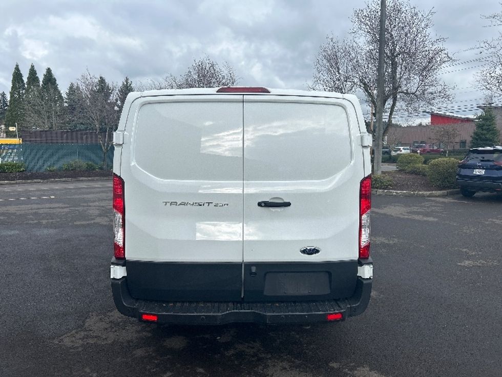 Cargo Van (Panel Van)-Light and Medium Duty Trucks-Ford-2019-Transit 250-Clackamas-OR-19,491\n\t\tmiles-$ 31,500 - Image 7