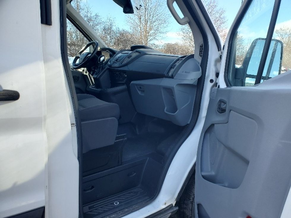 Cargo Van (Panel Van)-Light and Medium Duty Trucks-Ford-2019-Transit 250-Clearfield-PA-75,451\n\t\tmiles-$ 29,000 - Image 19
