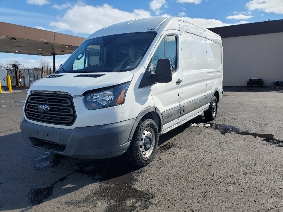Cargo Van (Panel Van)-Light and Medium Duty Trucks-Ford-2019-Transit 250-Clearfield-PA-75,451\n\t\tmiles-$ 29,000 - Image 3