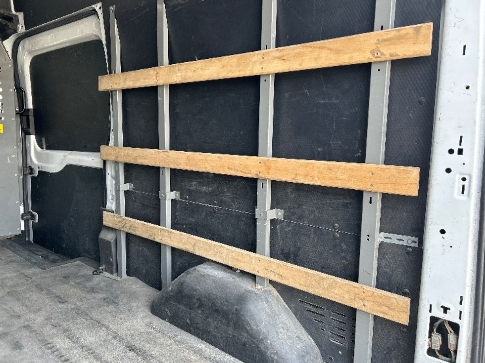 Cargo Van (Panel Van)-Light and Medium Duty Trucks-Ford-2019-Transit 250-Concord-ON-131,799\n\t\tkm-$ 43,250 - Image 11