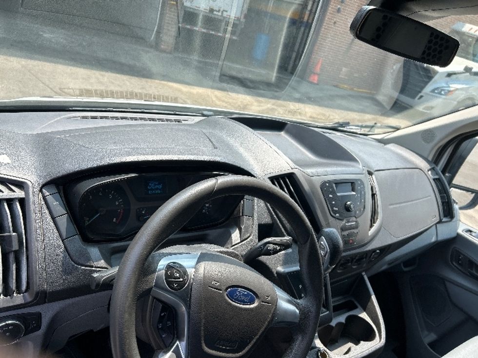 Cargo Van (Panel Van)-Light and Medium Duty Trucks-Ford-2019-Transit 250-Concord-ON-131,799\n\t\tkm-$ 43,250 - Image 14