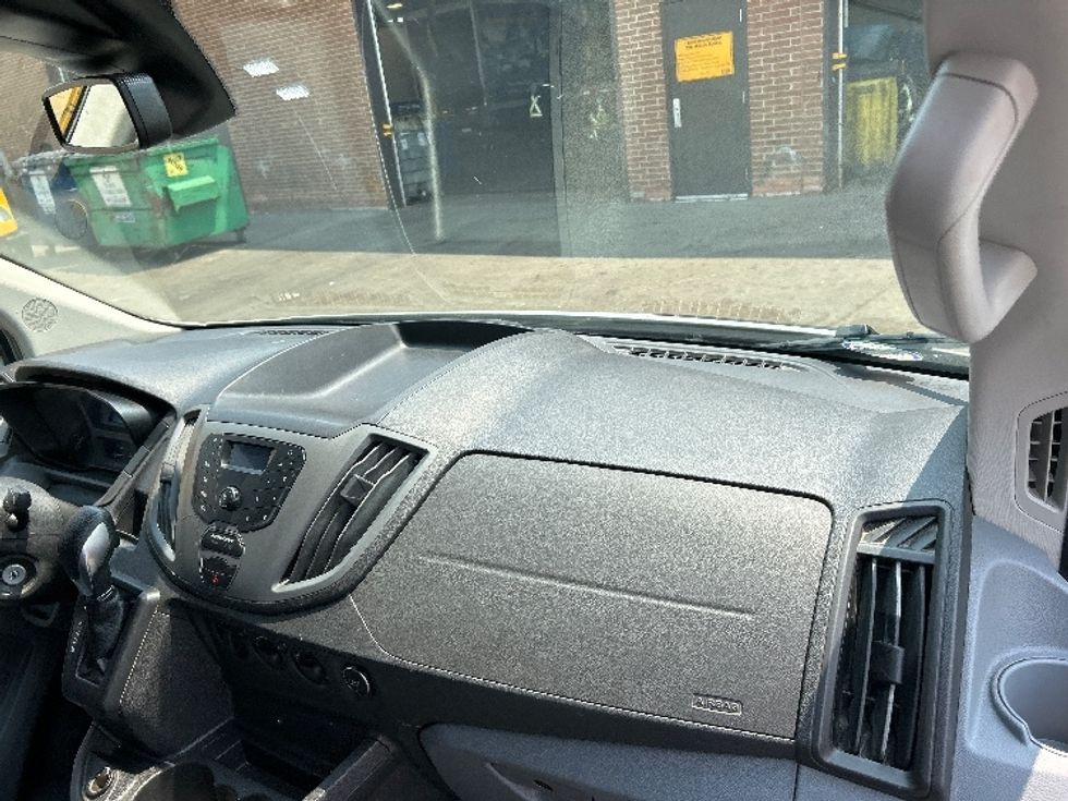 Cargo Van (Panel Van)-Light and Medium Duty Trucks-Ford-2019-Transit 250-Concord-ON-131,799\n\t\tkm-$ 43,250 - Image 18