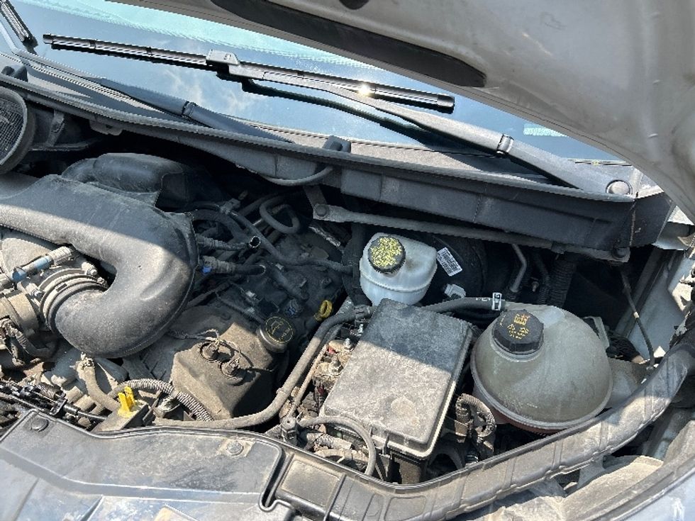 Cargo Van (Panel Van)-Light and Medium Duty Trucks-Ford-2019-Transit 250-Concord-ON-131,799\n\t\tkm-$ 43,250 - Image 21