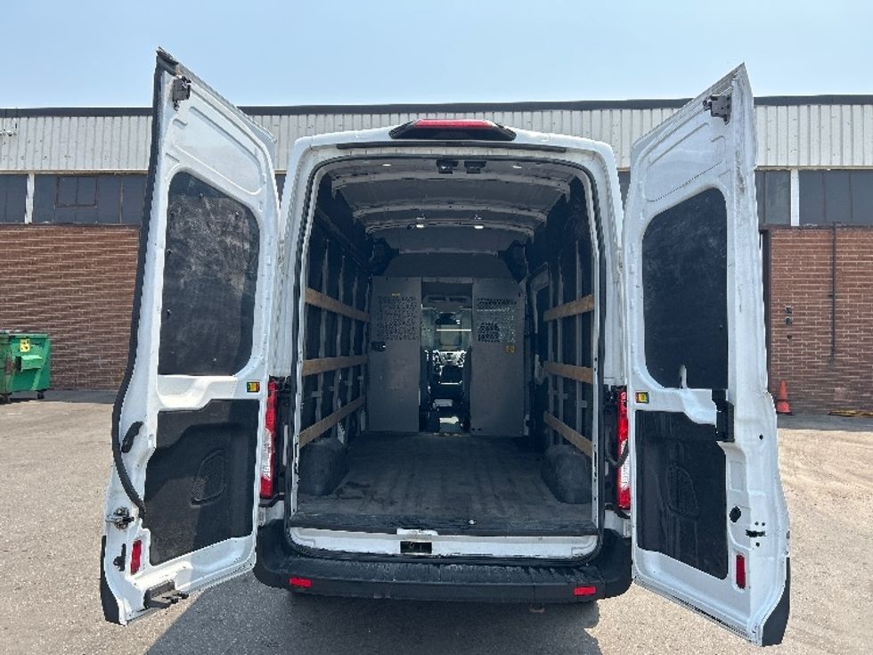 Cargo Van (Panel Van)-Light and Medium Duty Trucks-Ford-2019-Transit 250-Concord-ON-131,799\n\t\tkm-$ 43,250 - Image 8