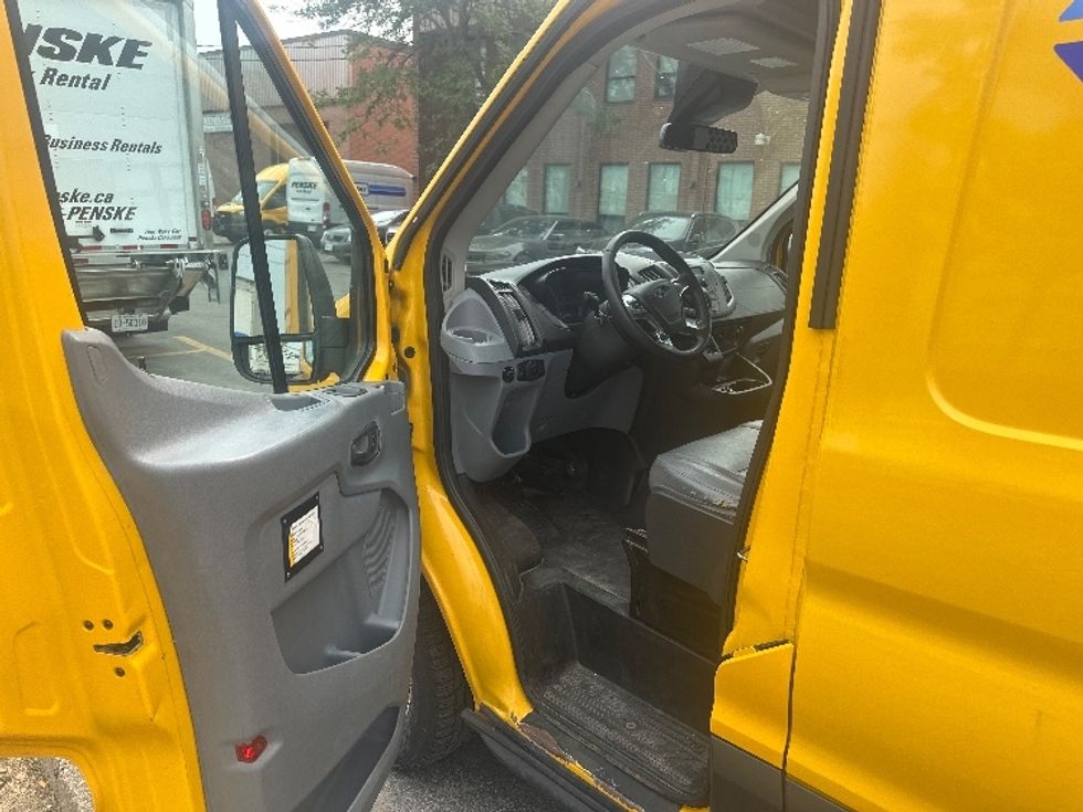 Cargo Van (Panel Van)-Light and Medium Duty Trucks-Ford-2019-Transit 250-Concord-ON-162,048\n\t\tkm-$ 37,500 - Image 16