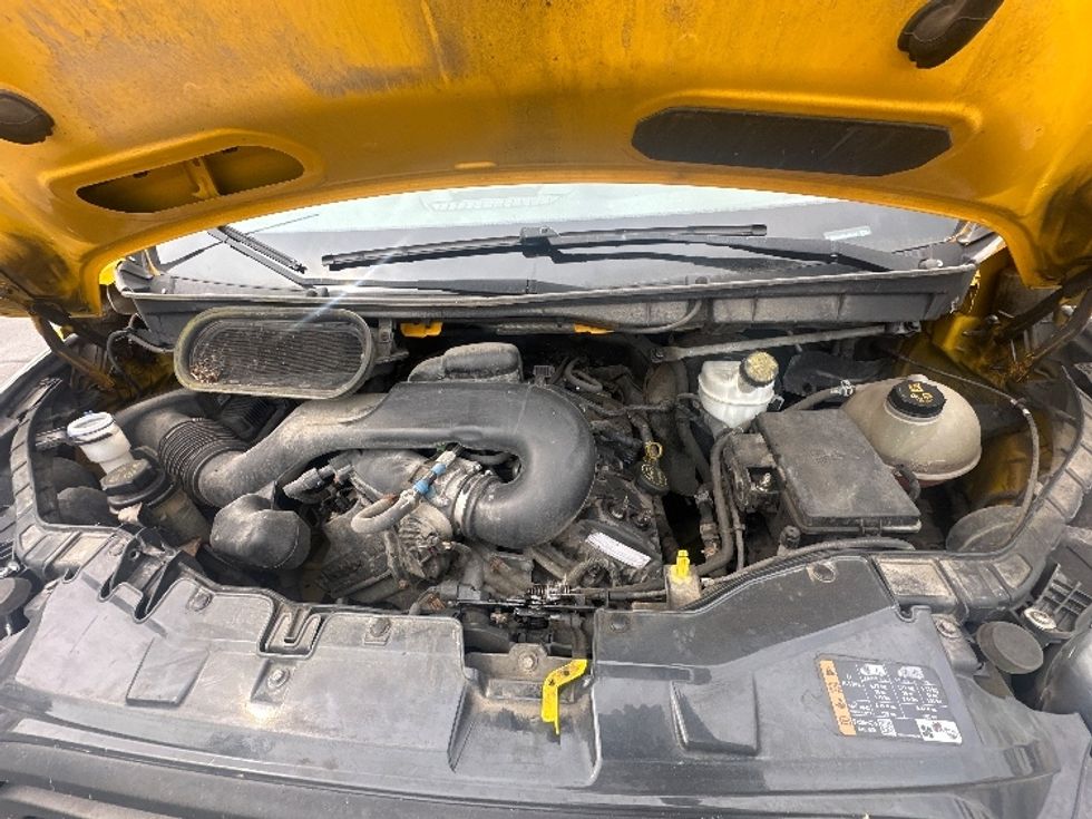 Cargo Van (Panel Van)-Light and Medium Duty Trucks-Ford-2019-Transit 250-Concord-ON-162,048\n\t\tkm-$ 37,500 - Image 23