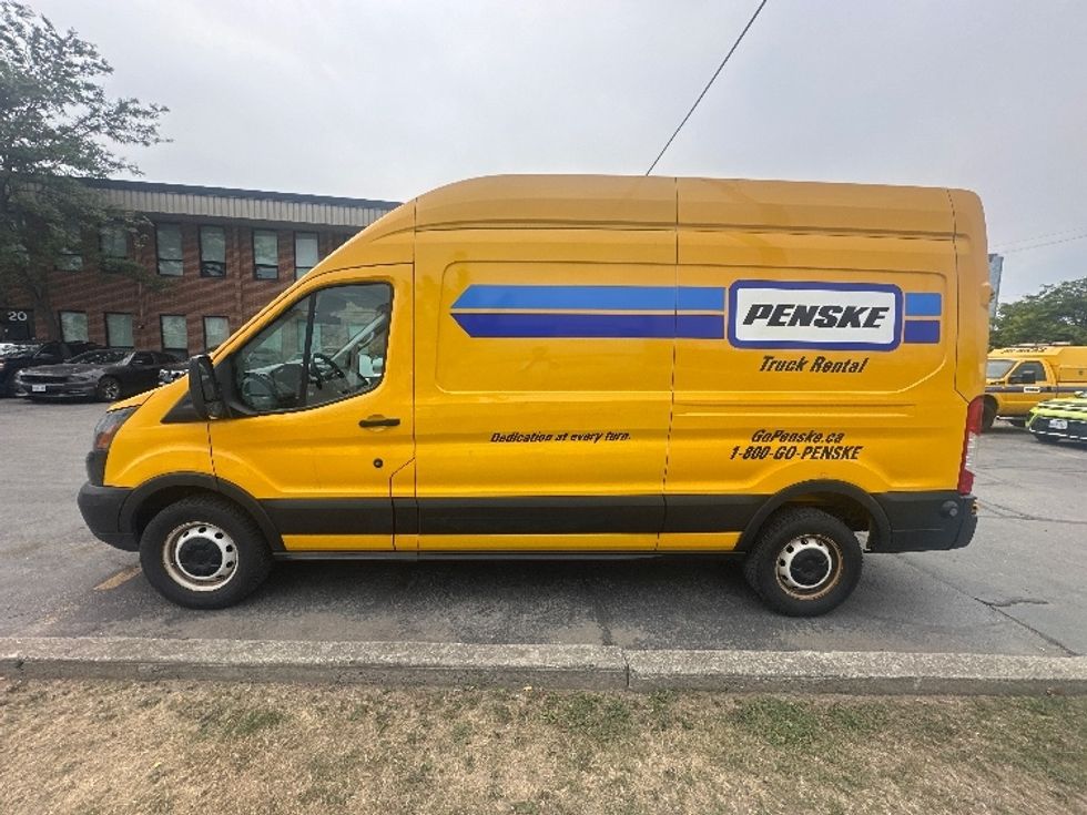Cargo Van (Panel Van)-Light and Medium Duty Trucks-Ford-2019-Transit 250-Concord-ON-162,048\n\t\tkm-$ 37,500 - Image 4